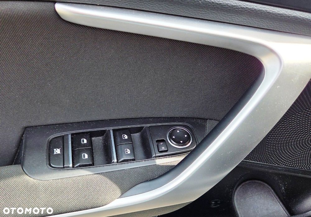 Kia XCeed - 10