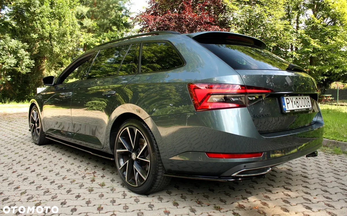 Skoda Superb Combi 2.0 TDI DSG Sportline - 5