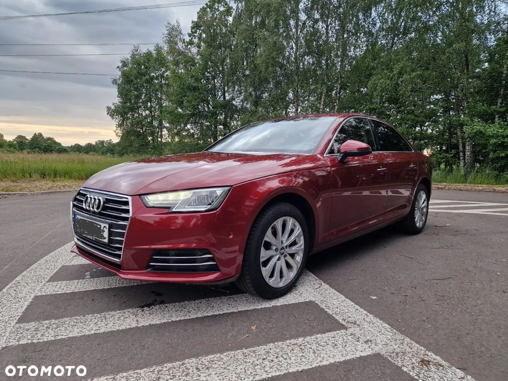 Audi A4 Limousine - 1