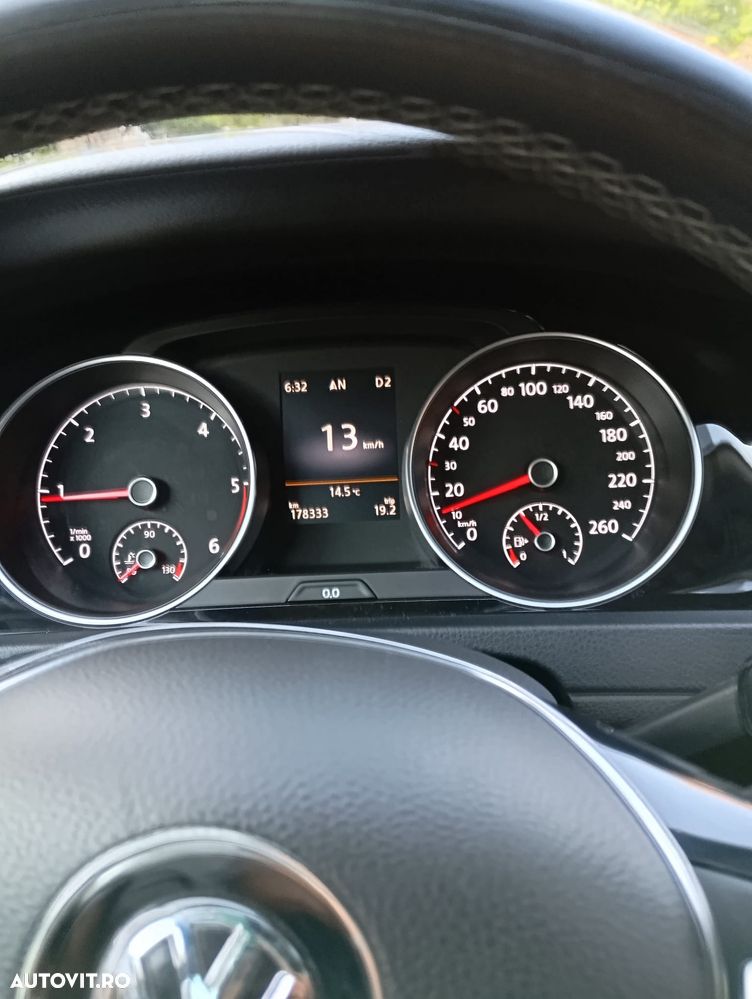 Volkswagen Golf 1.6 TDI BlueMotion Technology DSG Comfortline - 7