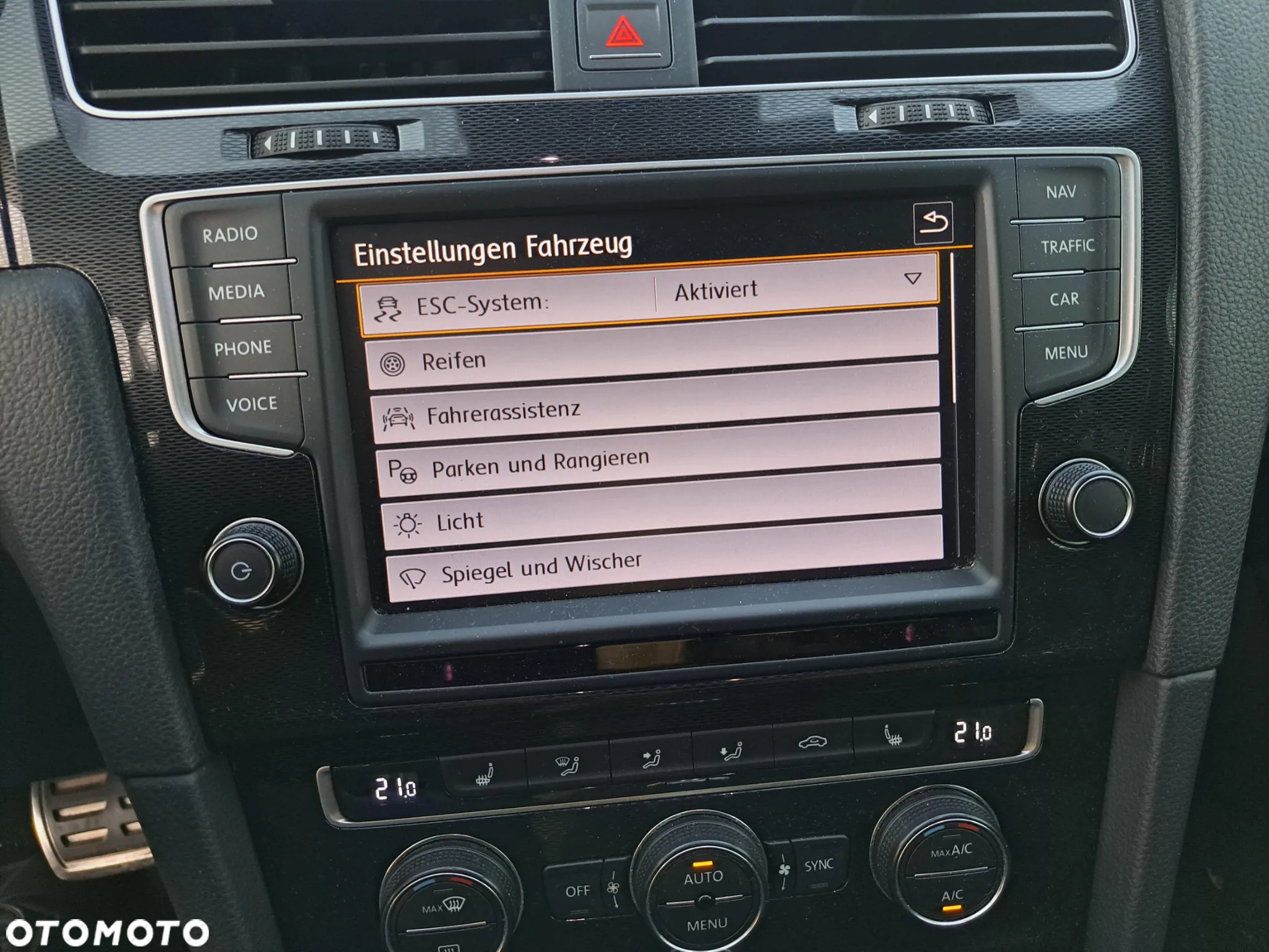 Volkswagen Golf VII 2.0 TDI BMT GTD DSG - 18