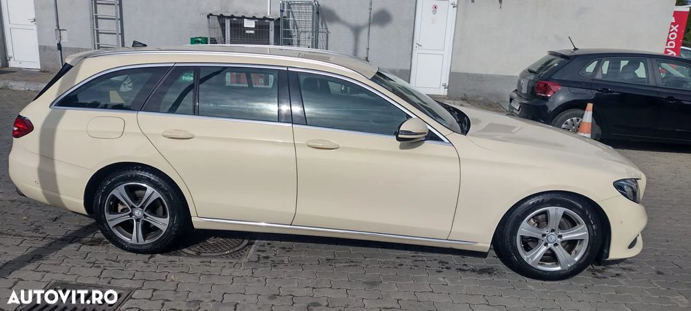 Mercedes-Benz E 200 d T 9G-TRONIC Avantgarde - 3