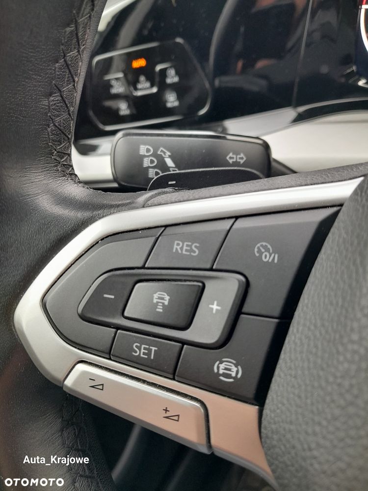 Volkswagen Golf ver-2-0-tdi-life - 26