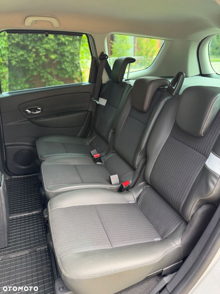 Renault Scenic ENERGY TCe 130 INTENS - 17