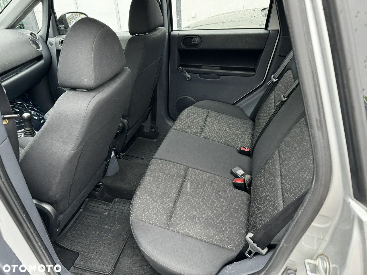 Mitsubishi Colt 1.3 Intense - 8