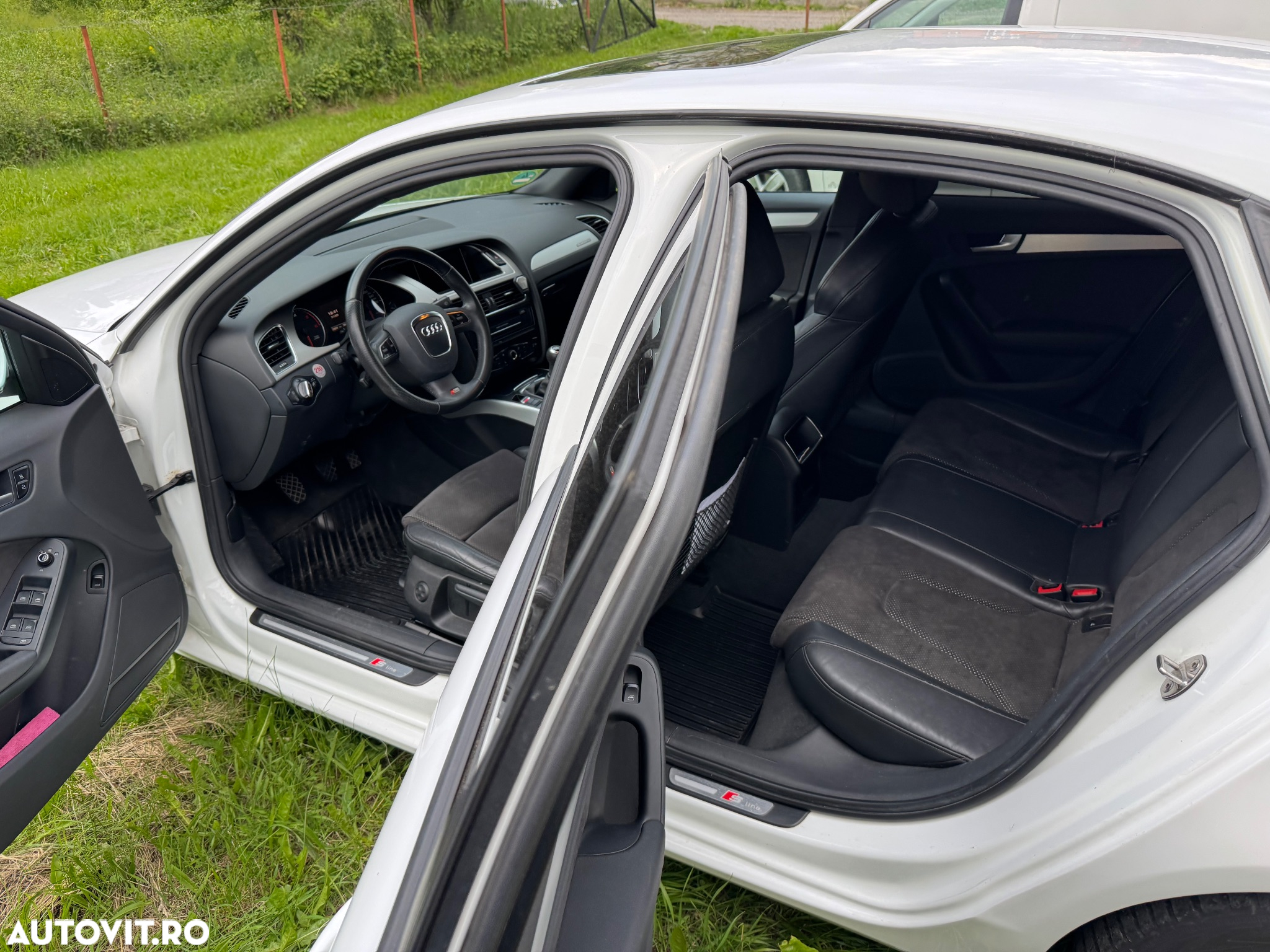 Audi A4 Avant 3.0 TDI DPF quattro S line Sportpaket (plus) - 29