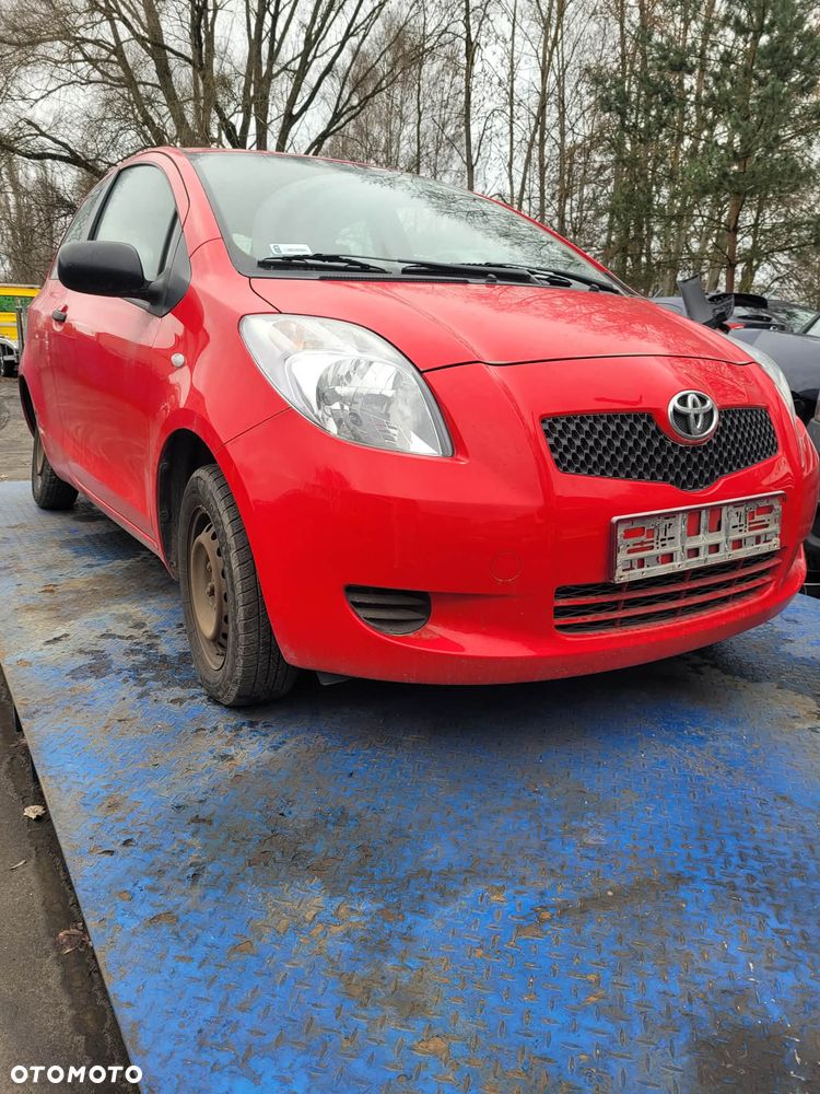 Części- Toyota Yaris II Rok 2007 Pojemność 998 Moc 51 kw Benzyna - 1