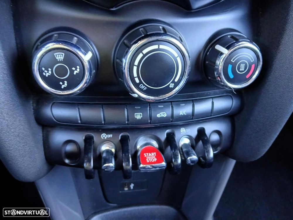 MINI Cabrio One - 13