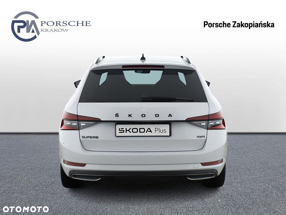 Skoda Superb 2.0 TDI SCR 4x4 Sportline DSG - 4