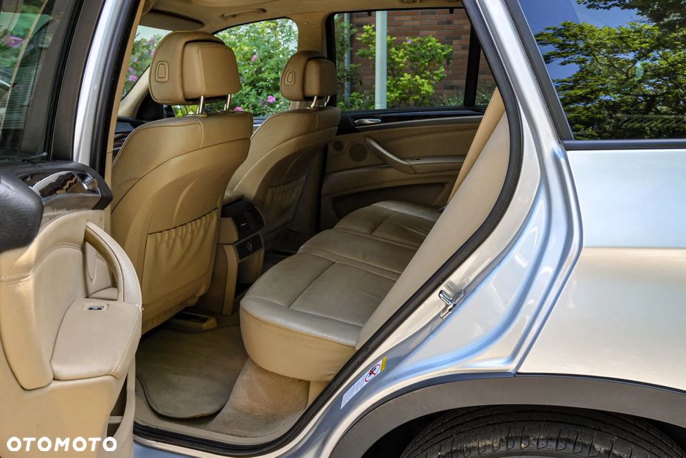 BMW X5 xDrive35d - 8