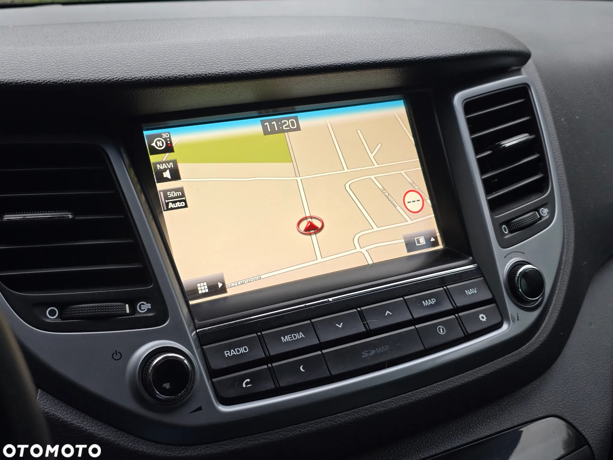 Hyundai Tucson 1.7 CRDI BlueDrive Style 2WD - 27