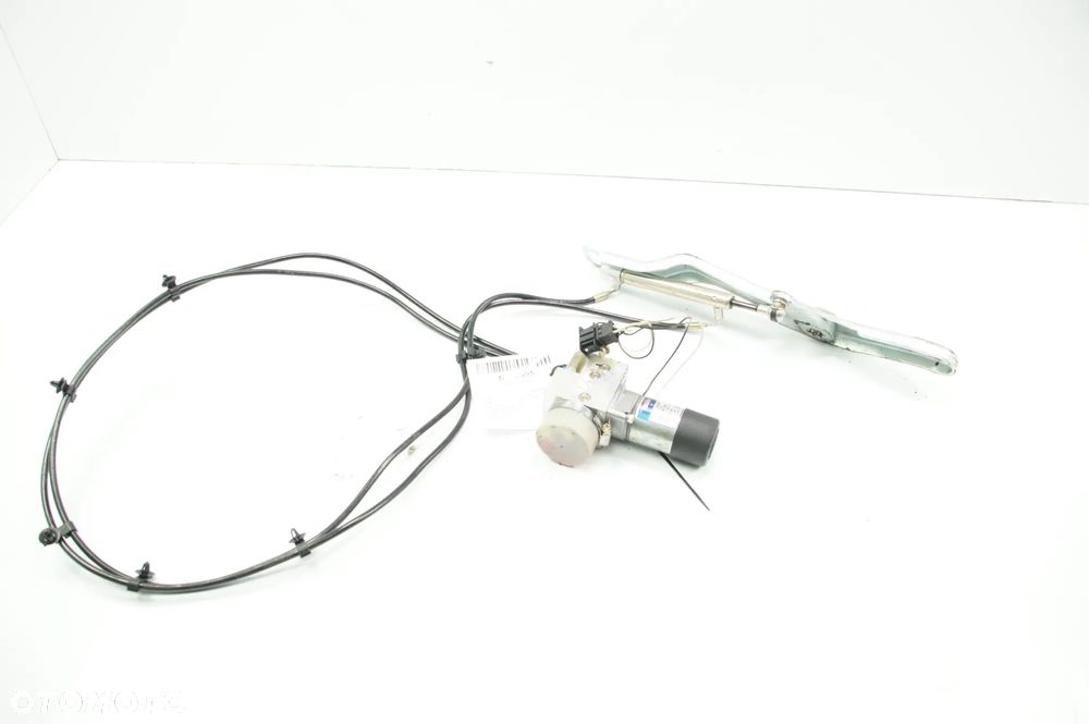 3D5827383A Volkswagen Phaeton 6.0 W12 2003 sedan Dociąg klapy - 5