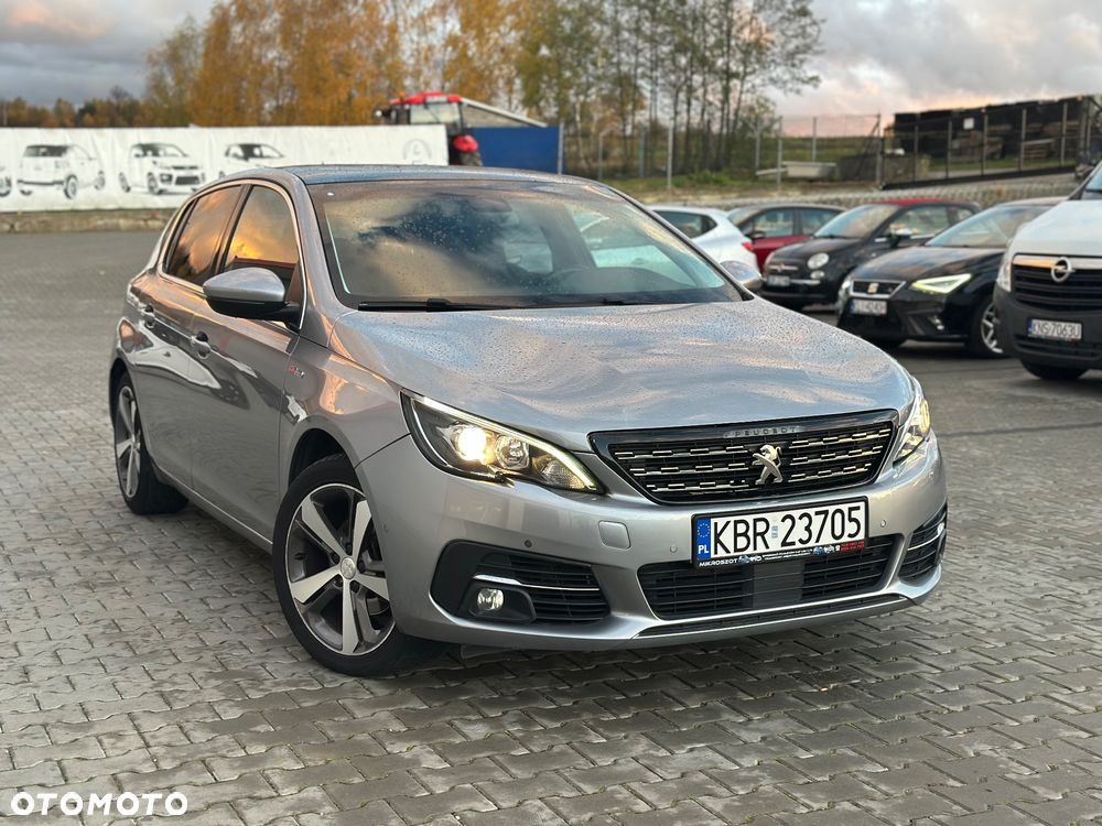 Peugeot 308 - 1