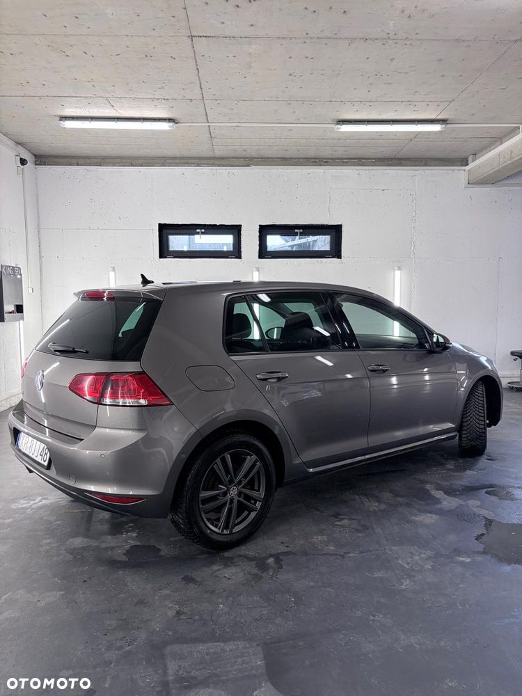 Volkswagen Golf 2.0 TDI (BlueMotion Technology) DSG Comfortline - 5