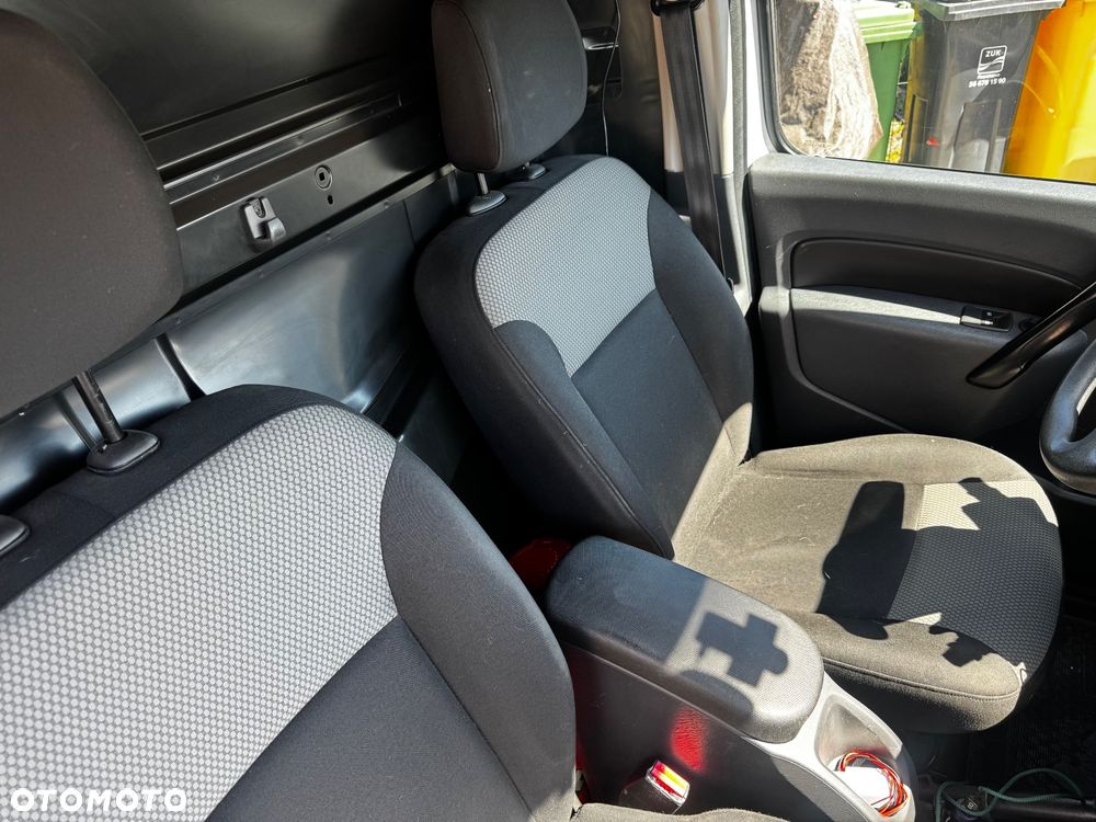 Renault Kangoo - 12