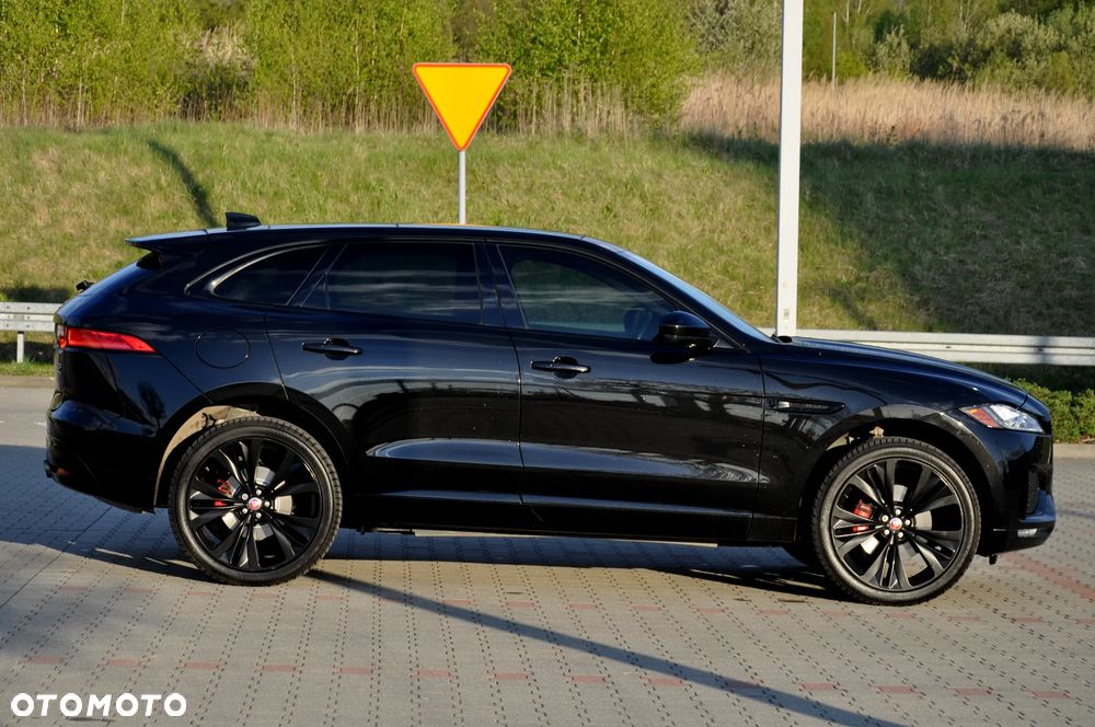 Jaguar F-Pace S AWD - 9