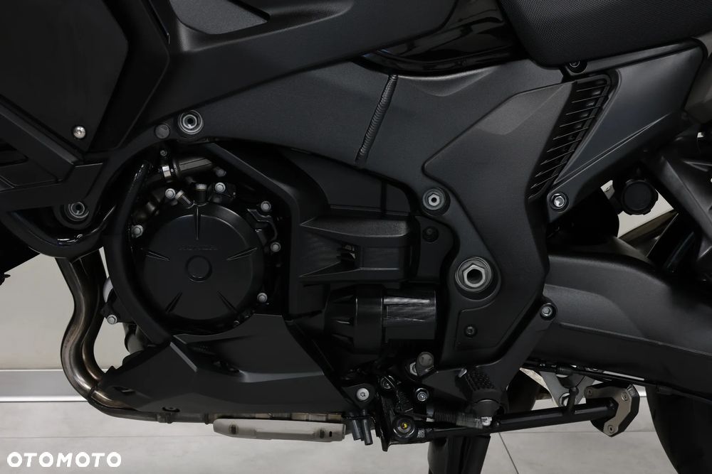 Honda VFR - 27