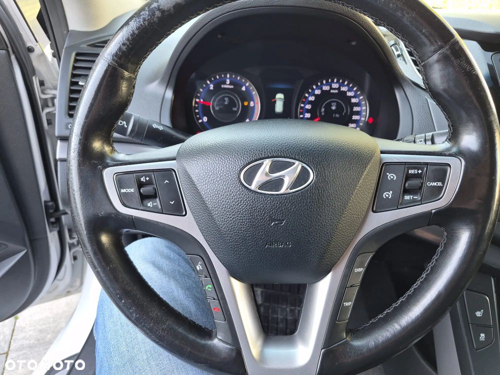 Hyundai i40 Kombi 1.7 CRDi Premium - 21