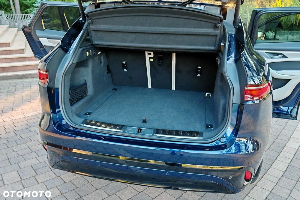 Jaguar F-Pace D200 AWD R-Dynamic SE 90th Anniversary Edition - 12