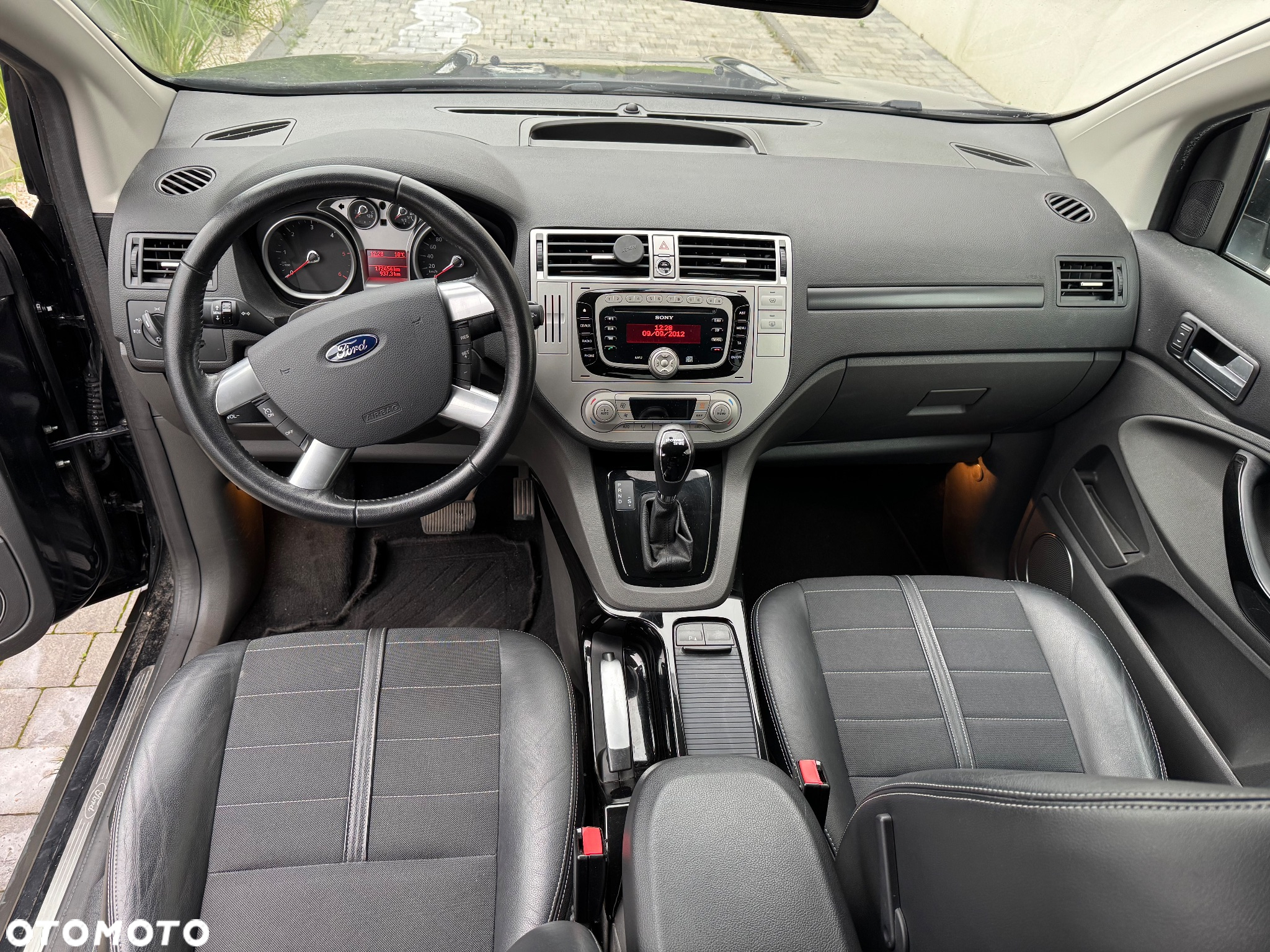 Ford Kuga 2.0 TDCi 4x4 Titanium - 16