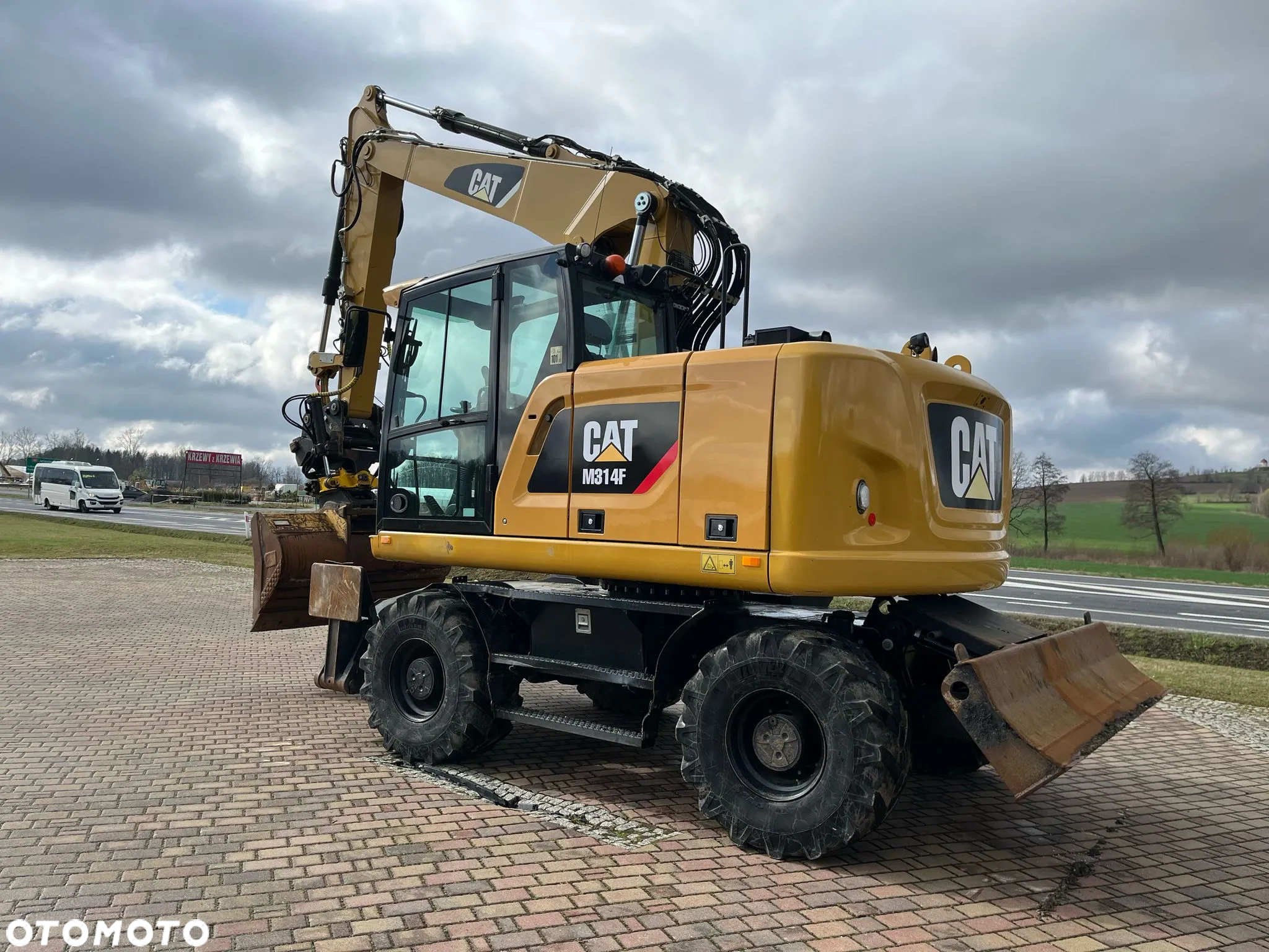 Caterpillar M314F - 4