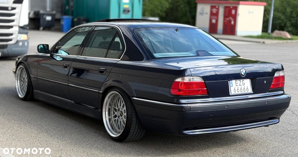 BMW Seria 7 - 14