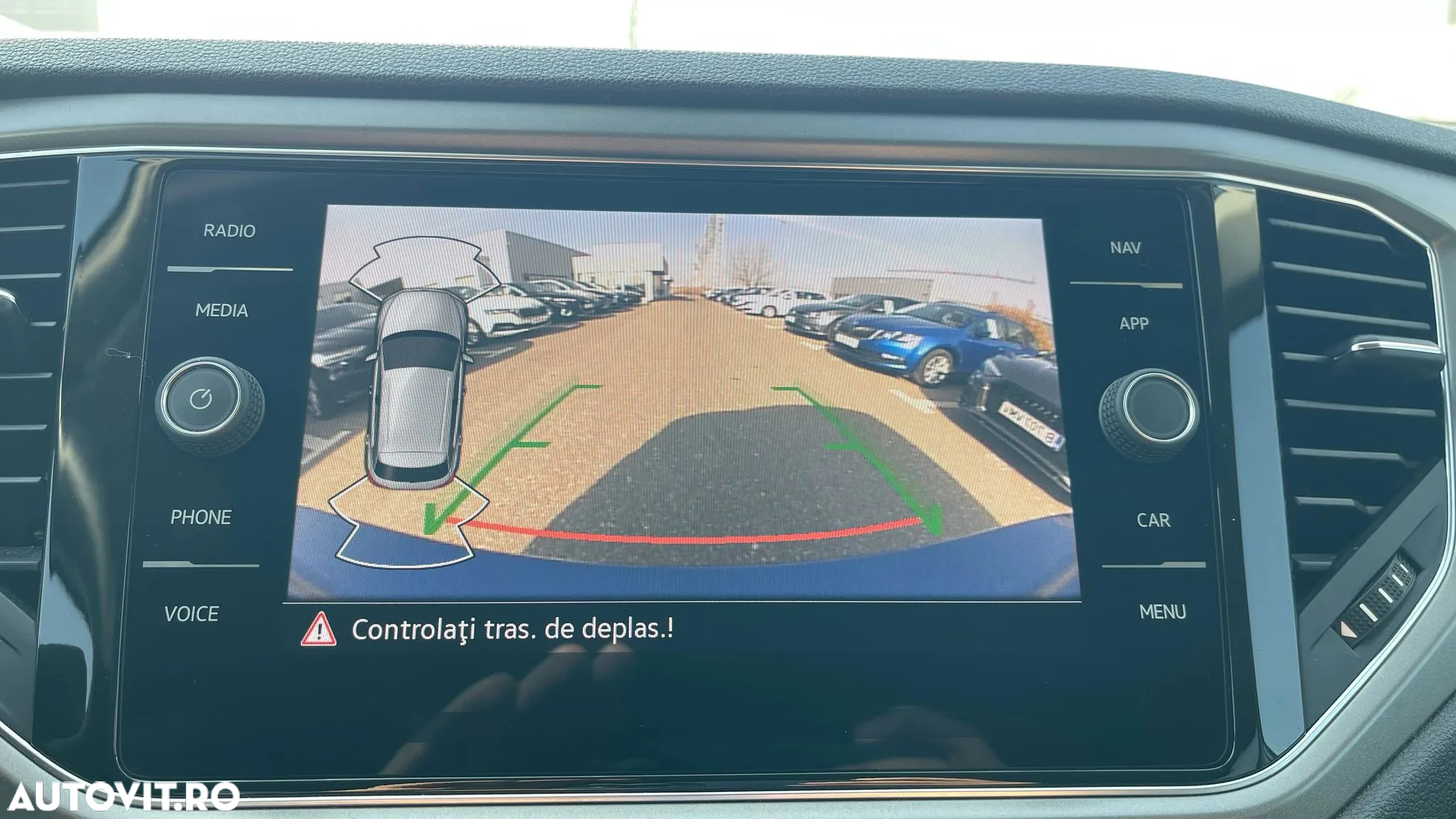 Volkswagen T-ROC 1.5 TSI DSG Design - 29