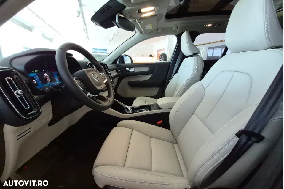 VOLVO XC40 2025 — imagine 14