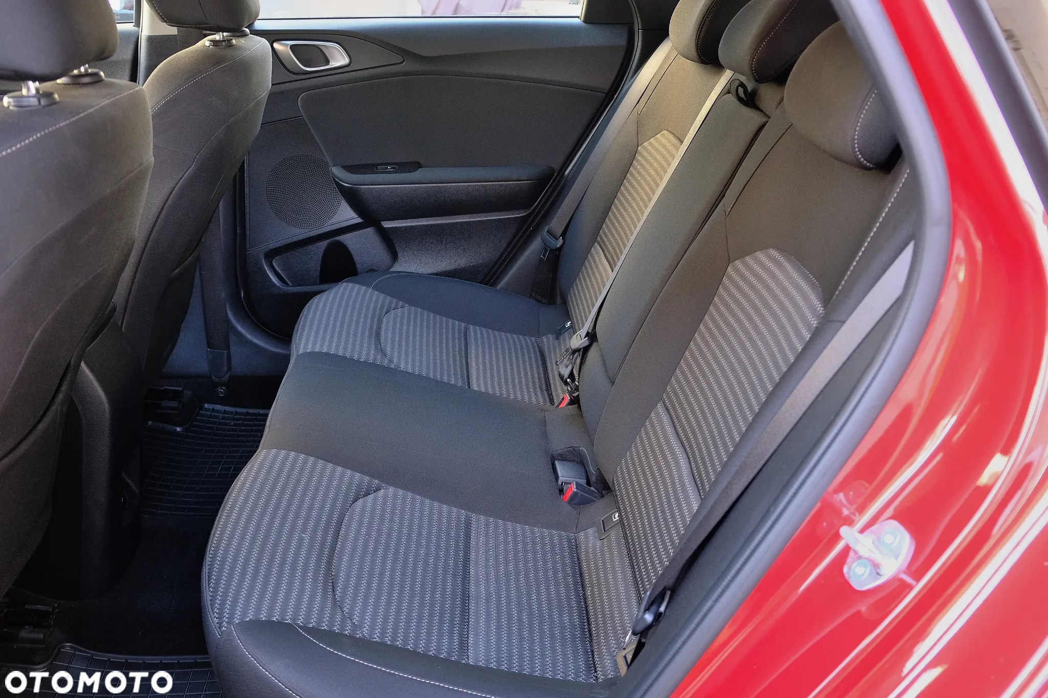 Kia Ceed 1.5 T-GDI M - 21