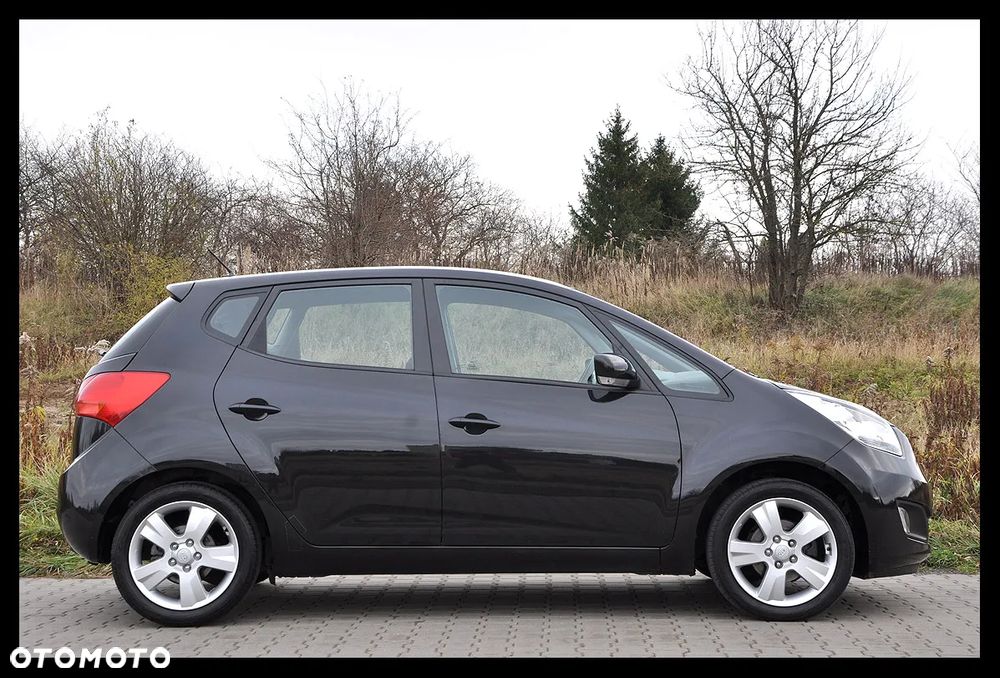 Kia Venga 1.4 CVVT Business Line - 20