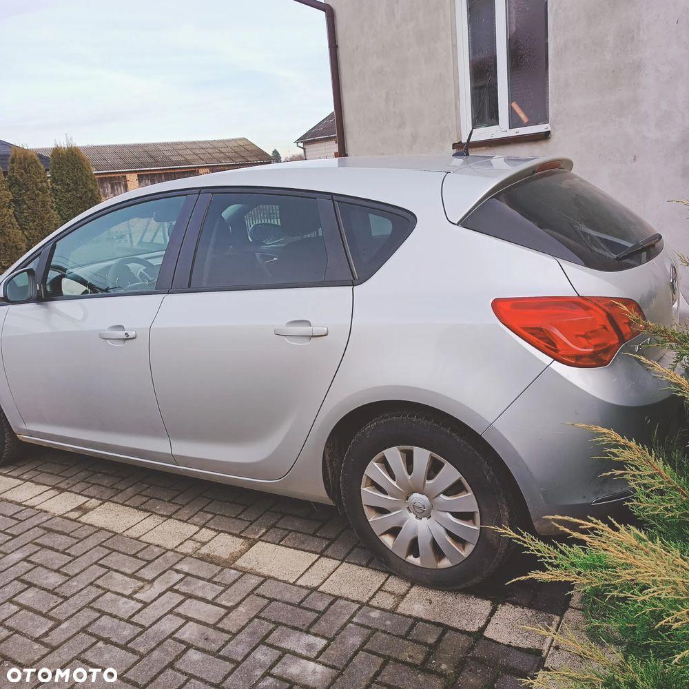 Opel Astra 1.7 CDTI - 3