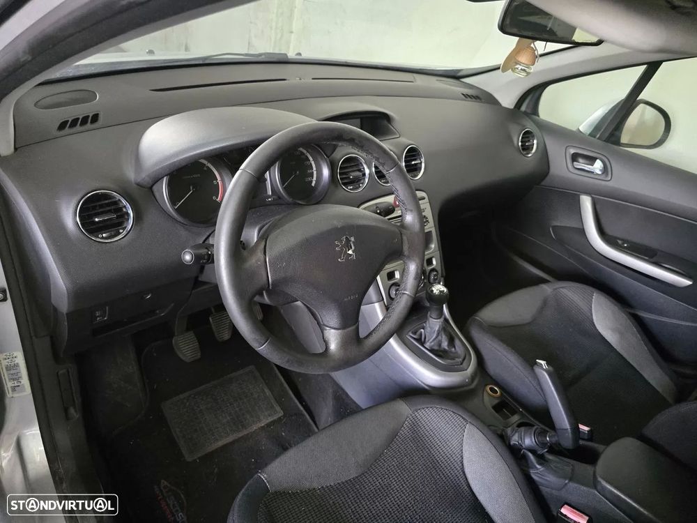 Peugeot 308 1.6 HDi Sport - 12