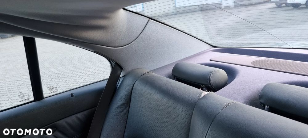 Mercedes-Benz Klasa E - 25