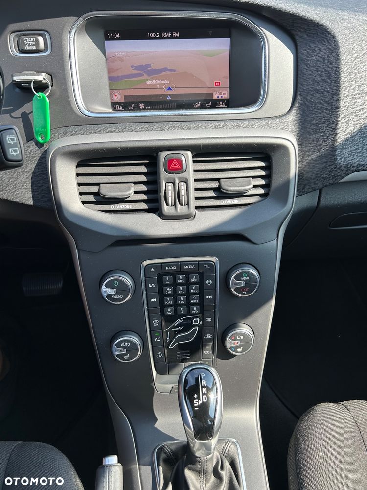 Volvo V40 T3 Drive-E Momentum - 6