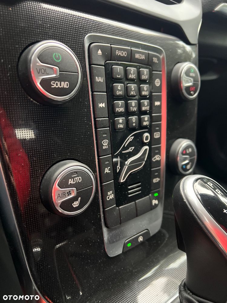 Volvo V40 D3 Geartronic Inscription - 34