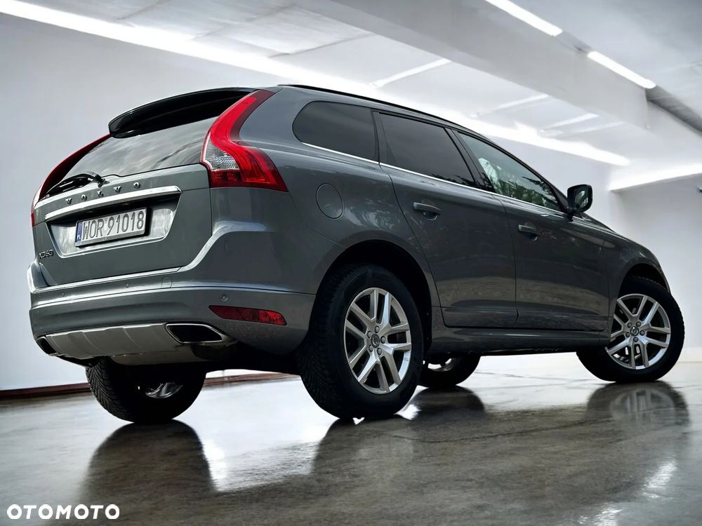 Volvo XC 60 D4 Momentum - 18