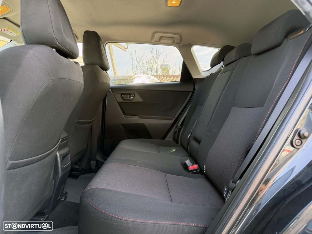 Toyota Auris 1.4 D-4D Exclusive - 17