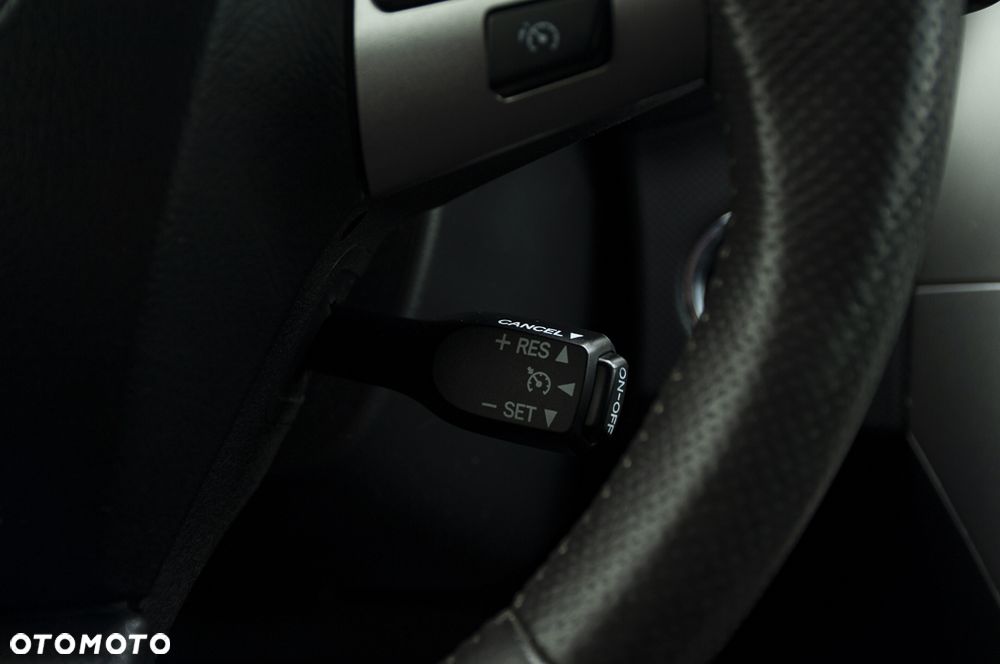 Toyota Auris 1.6 Executive - 30