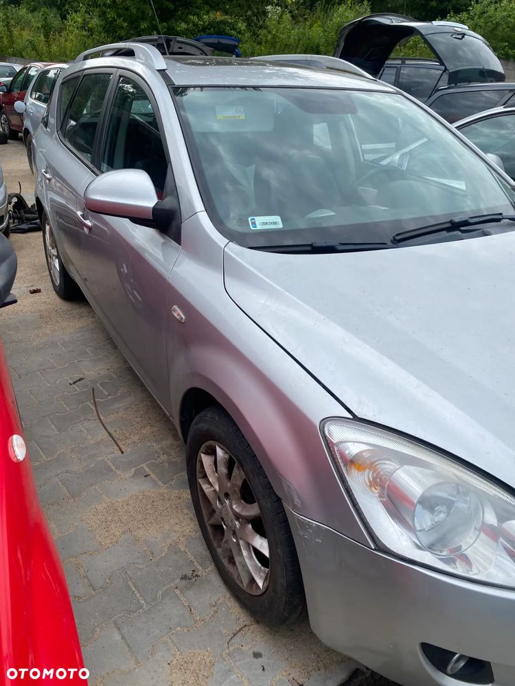 Kia Ceed 2.0 na części - 3