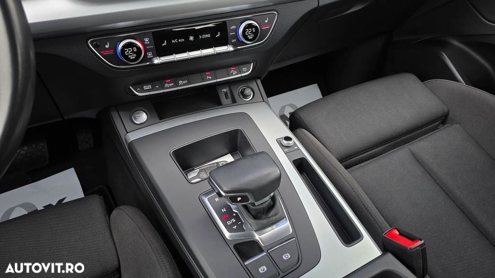 Audi Q5 40 TDI quattro S tronic MHEV Advanced - 8