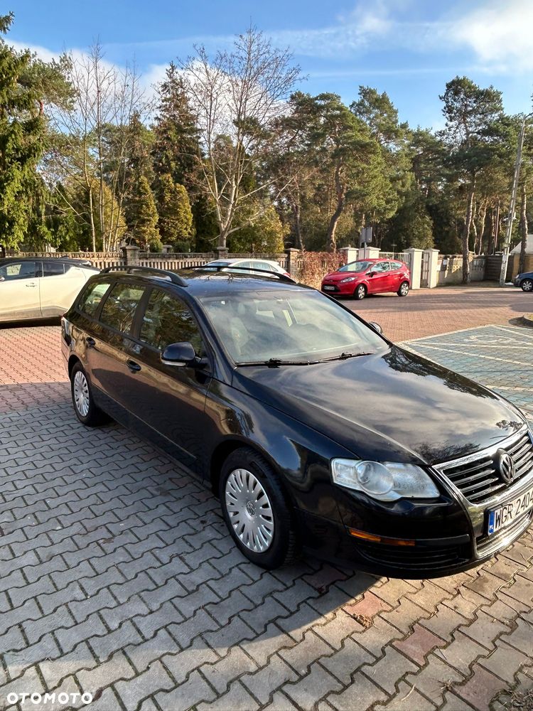 Volkswagen Passat 2.0 TDI Comfortline - 23