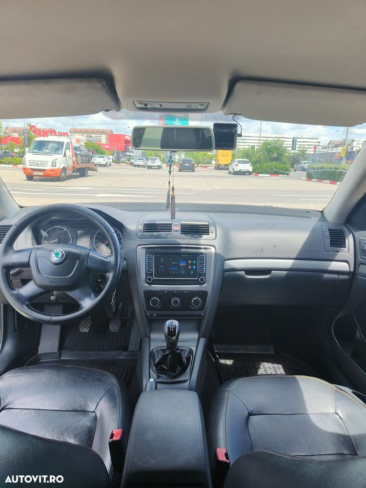 Skoda Octavia 1.4 MPI - 9
