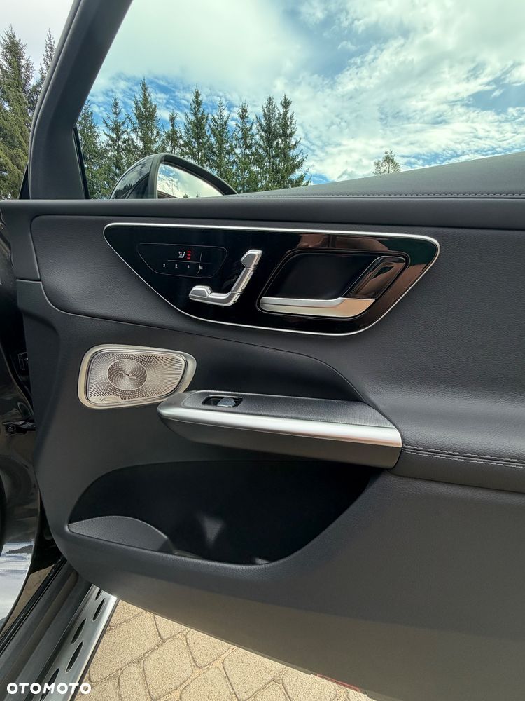 Mercedes-Benz GLC 220 d mHEV 4-Matic AMG Line - 28