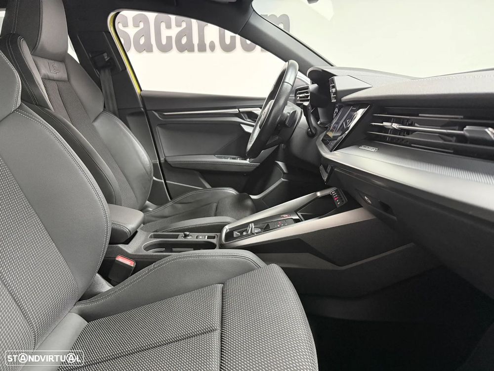 Audi S3 S tronic - 16