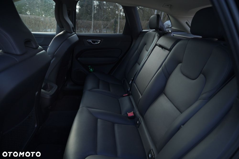 Volvo XC 60 D4 AWD Inscription - 12