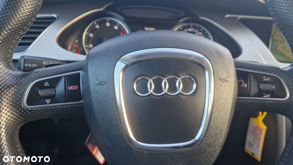Audi A4 Limousine 2.0 TFSI quattro S tronic Ambiente - 26