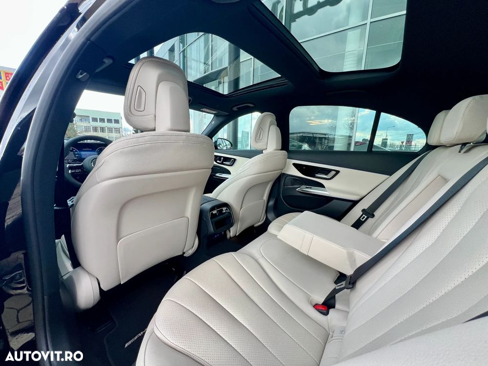 Mercedes-Benz E 300 4MATIC Aut. - 15