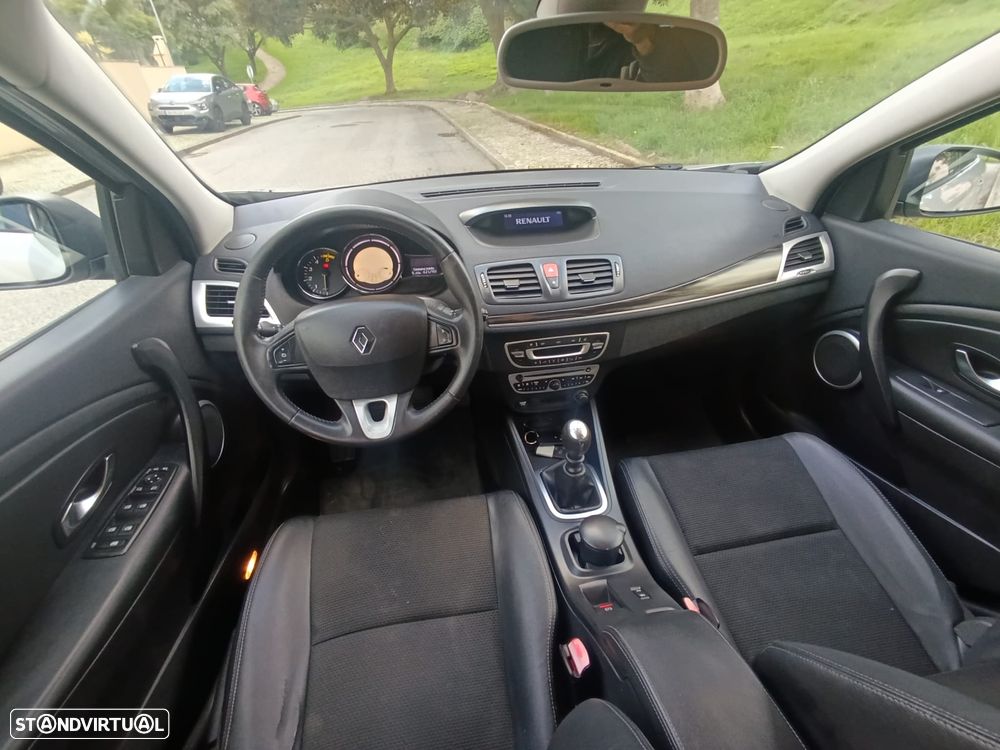 Renault Mégane Sport Tourer 1.5 dCi Dynamique S - 22