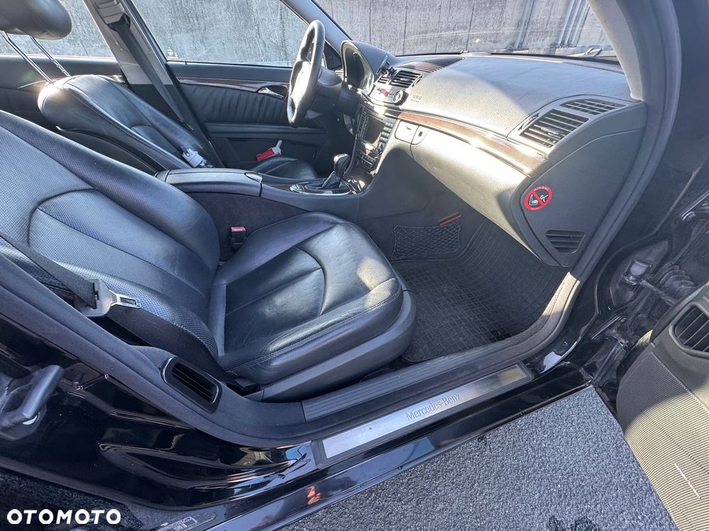 Mercedes-Benz Klasa E 500 7G-TRONIC Avantgarde - 11