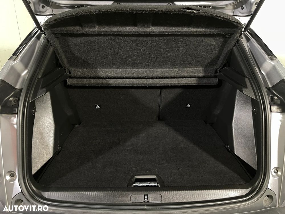 Peugeot 2008 1.2 PureTech EAT8 STT Active Pack - 13